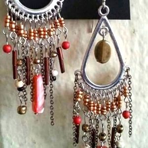 Boho Chic Dangle Fashion Earrings.